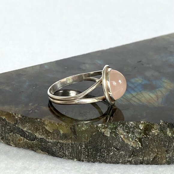 Sterling Silver 925 Round Pink Rose Quartz Cabochon Split Shank Ring Size 8.5 - Picture 16 of 16
